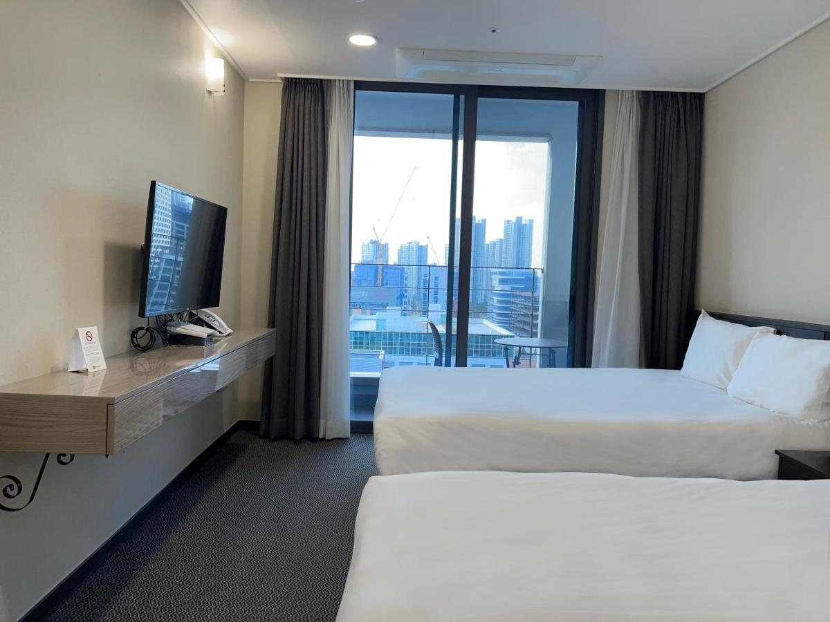 Incheon Rivieraverium Hotel Экстерьер фото